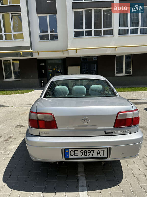 Седан Opel Omega 2001 в Чернівцях
