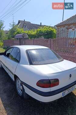Седан Opel Omega 1994 в Богодухове