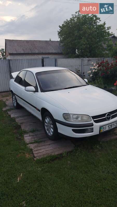 Седан Opel Omega 1998 в Кременчуге