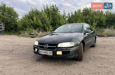 Седан Opel Omega 1999 в Славянске