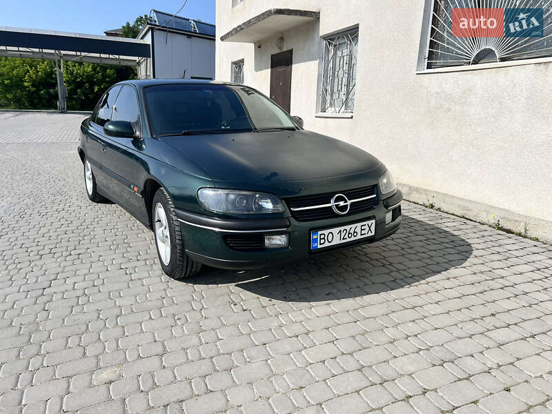 Седан Opel Omega 1996 в Борщеве