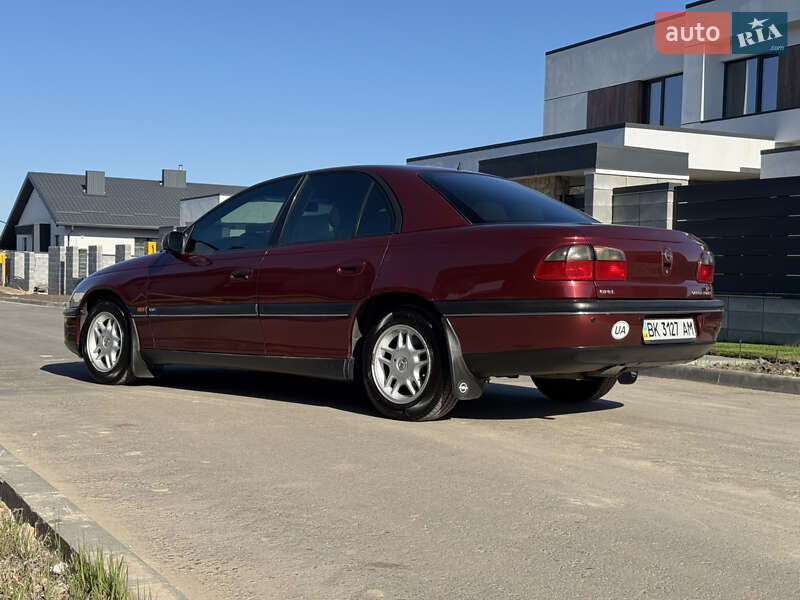 Седан Opel Omega 1999 в Ровно