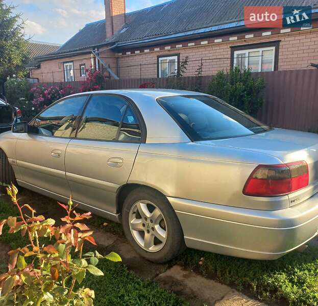 Седан Opel Omega 2003 в Черкассах