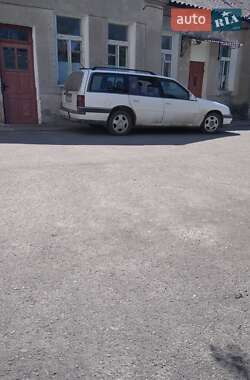 Универсал Opel Omega 1992 в 