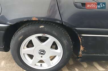Седан Opel Omega 1998 в 
