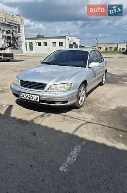Седан Opel Omega 2002 в Золочеві