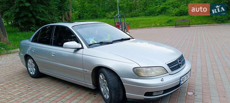 Opel Omega 2002