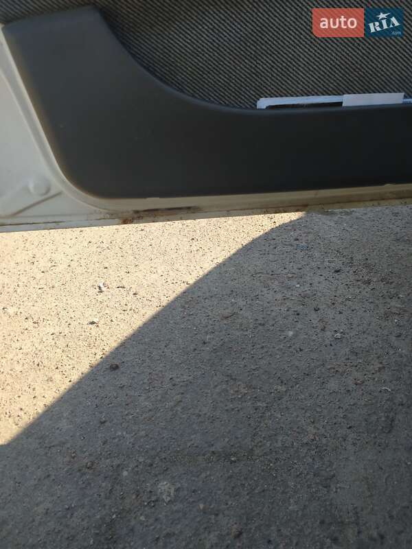 Седан Opel Omega 1989 в Бородянке