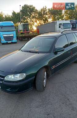 Універсал Opel Omega 1995 в Луцьку