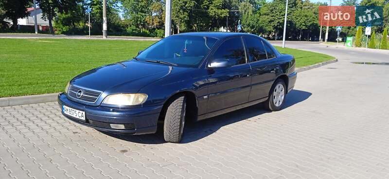 Седан Opel Omega 2000 в Житомире