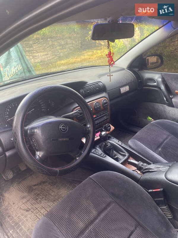 Opel Omega 1999 Opel Omega 1999