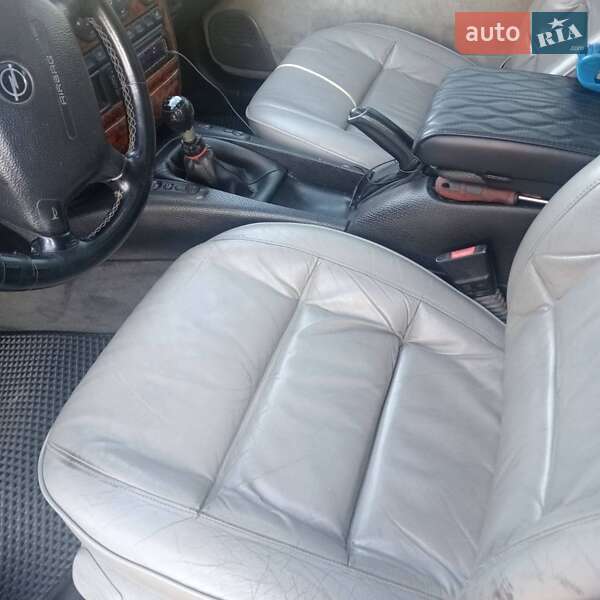 Універсал Opel Omega 1996 в Житомирі