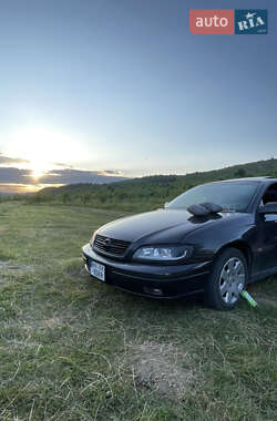 Седан Opel Omega 2000 в Бучачі