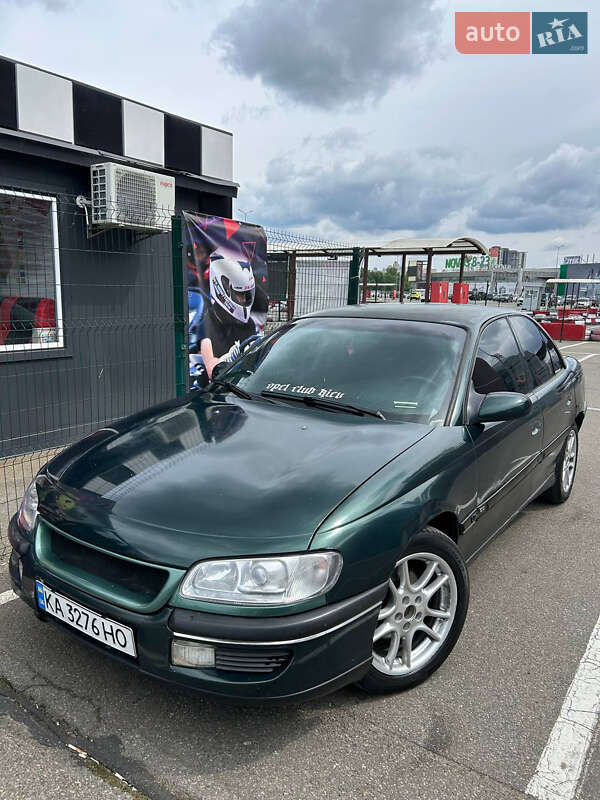 Седан Opel Omega 1997 в Киеве