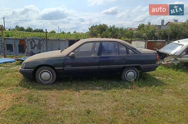 Седан Opel Omega 1988 в Ромнах