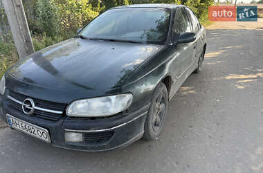 Седан Opel Omega 1999 в Славянске