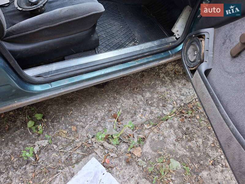 Седан Opel Omega 1987 в Кременчуці