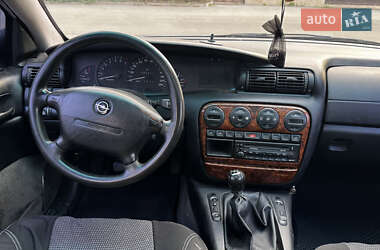 Седан Opel Omega 1997 в 