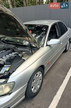 Седан Opel Omega 2000 в 