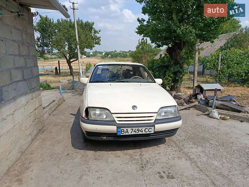Седан Opel Omega 1987 в Казанке