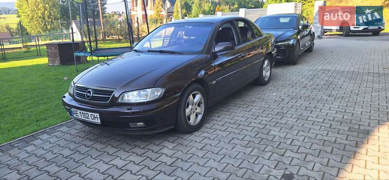 Opel Omega 2001