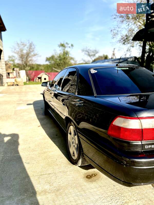 Седан Opel Omega 2000 в Долині фото 14 Седан Opel Omega 2000 в Долині