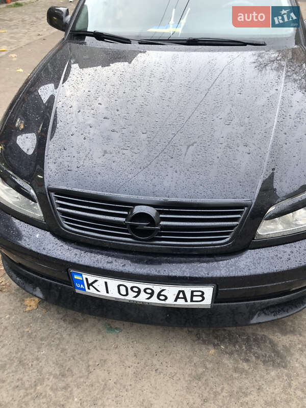 Седан Opel Omega 2003 в Львове