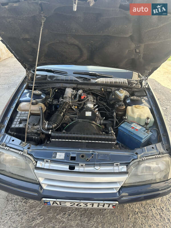 Седан Opel Omega 1987 в Дніпрі