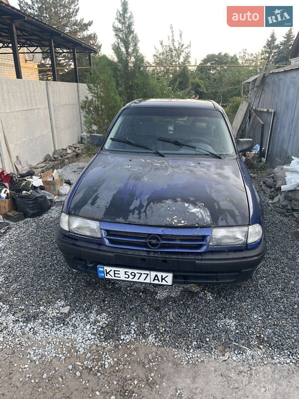 Opel Omega 1996 Opel Omega 1996