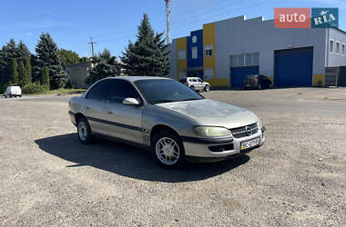 Седан Opel Omega 1995 в Горохове