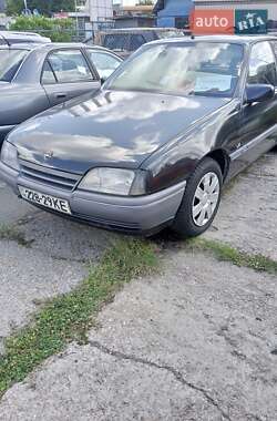 Седан Opel Omega 1989 в Києві