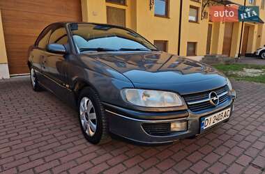 Седан Opel Omega 1997 в Стрию