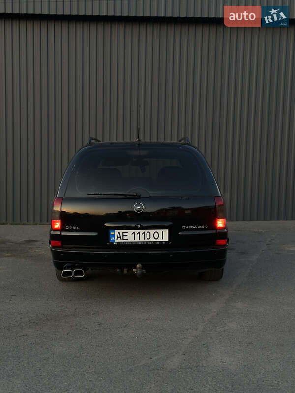 Универсал Opel Omega 2002 в Кривом Роге