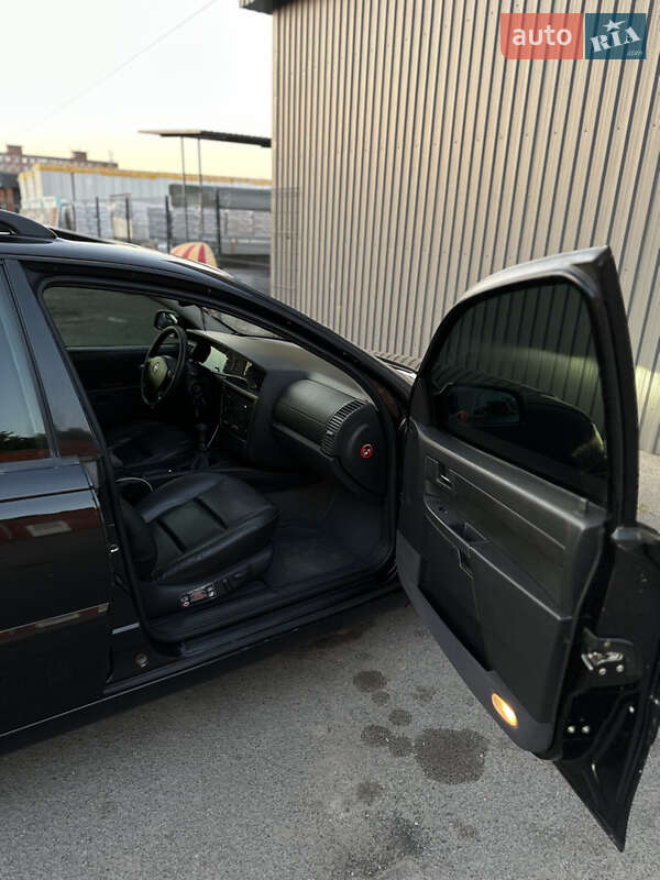 Универсал Opel Omega 2002 в Кривом Роге