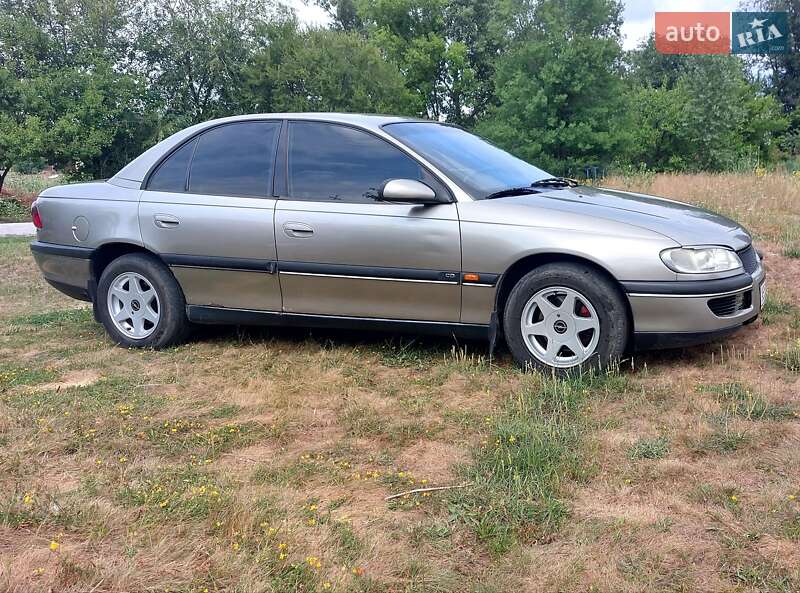 Седан Opel Omega 1998 в Днепре