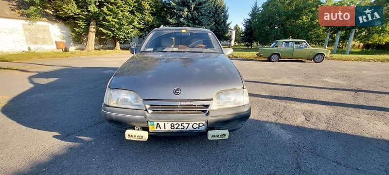 Универсал Opel Omega 1989 в Березане