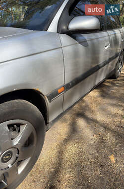 Седан Opel Omega 1998 в 