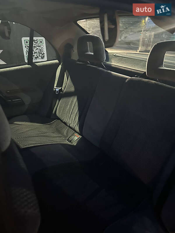 Седан Opel Omega 1997 в Николаеве
