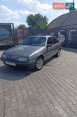 Седан Opel Omega 1986 в Теребовле