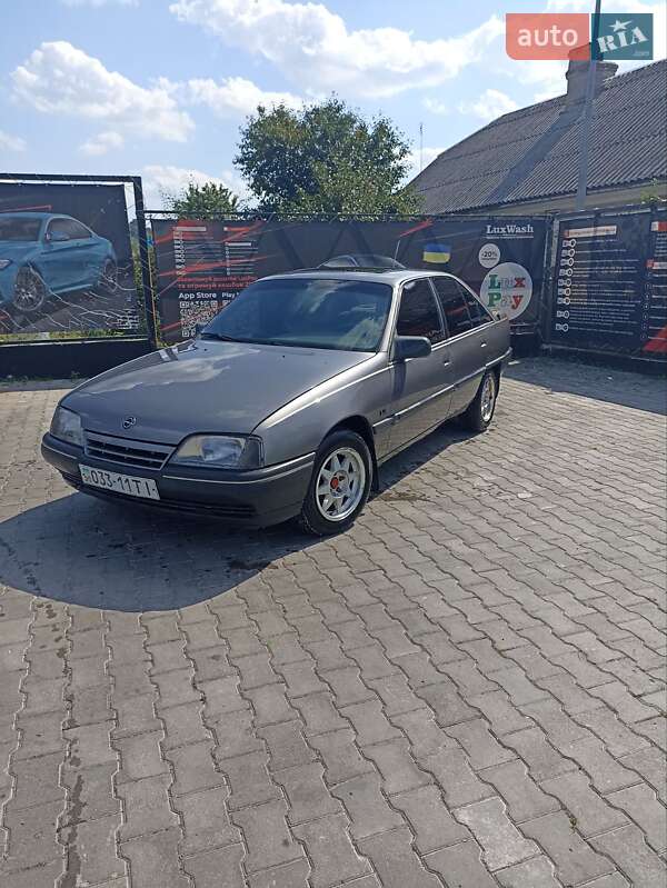 Opel Omega 1986