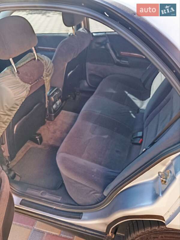 Седан Opel Omega 1998 в Гайсину