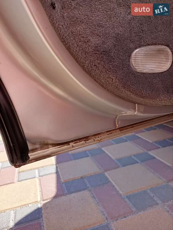 Седан Opel Omega 1998 в Гайсину