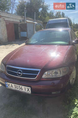 Седан Opel Omega 2002 в 
