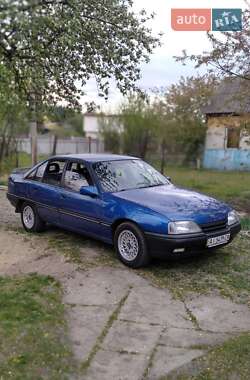 Седан Opel Omega 1989 в 
