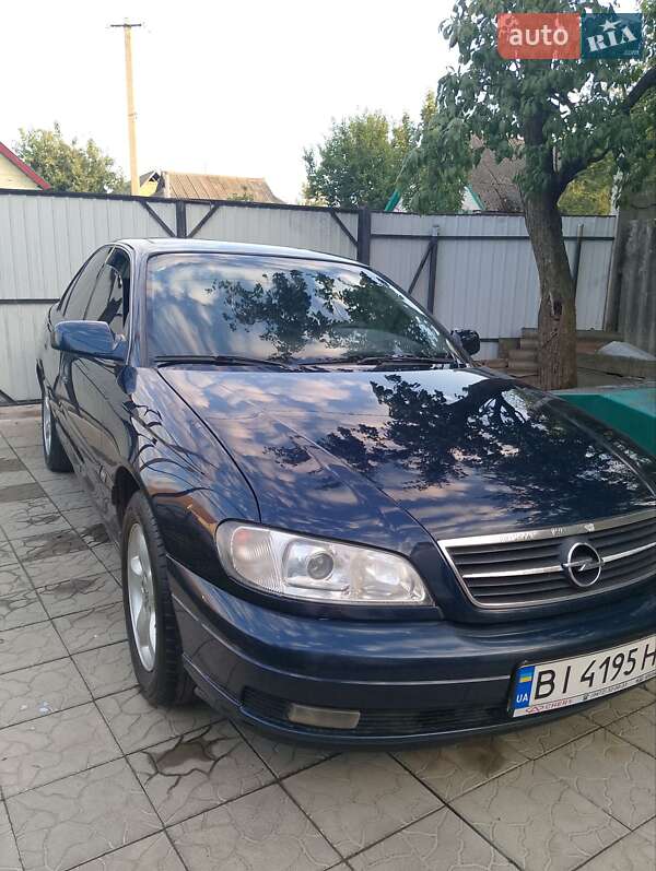 Седан Opel Omega 2003 в Хороле фото 2 Седан Opel Omega 2003 в Хороле