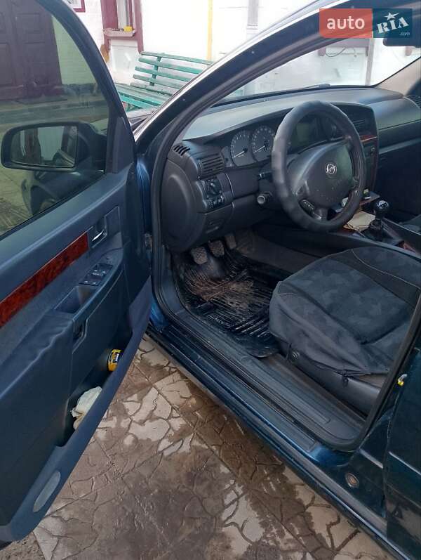 Седан Opel Omega 2003 в Хороле фото 13 Седан Opel Omega 2003 в Хороле