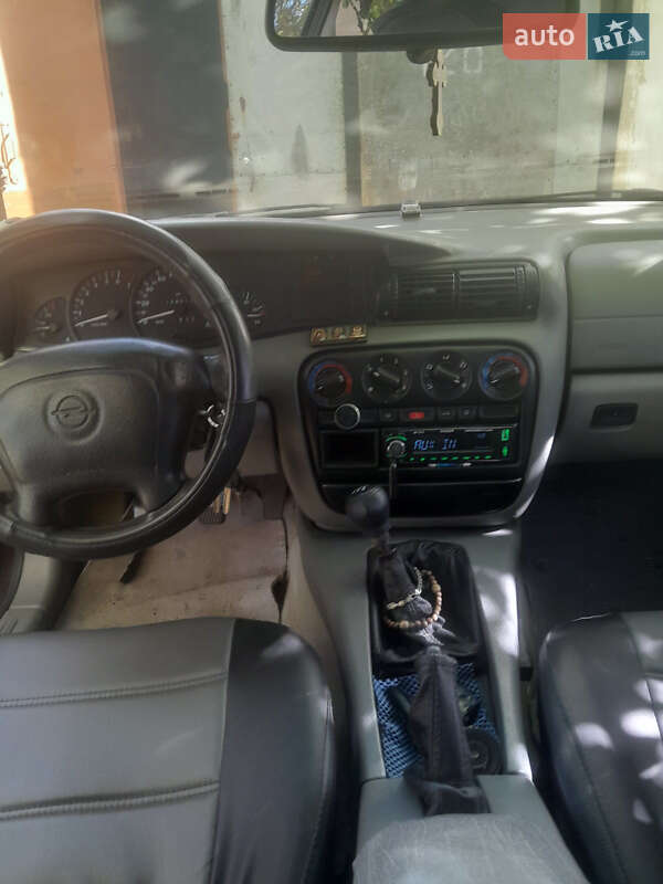 Седан Opel Omega 1995 в Василькове фото 9 Седан Opel Omega 1995 в Василькове