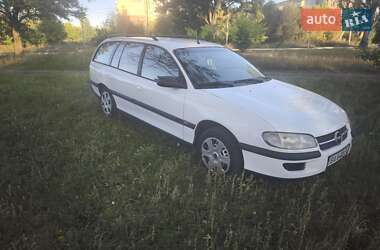Универсал Opel Omega 1995 в 