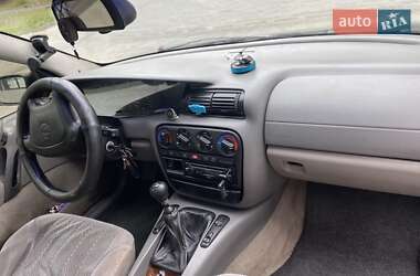 Седан Opel Omega 1995 в 