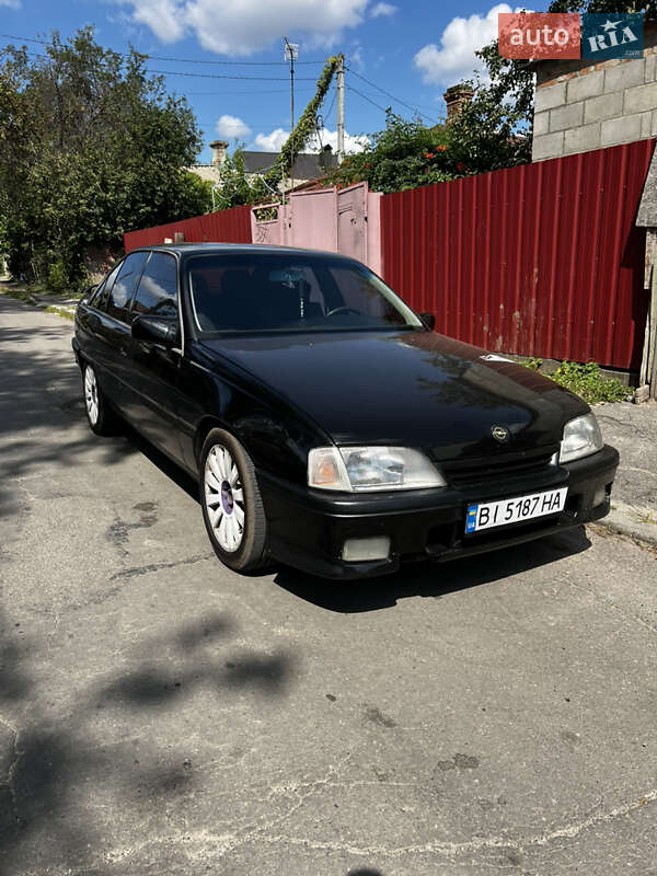 Седан Opel Omega 1991 в Полтаве